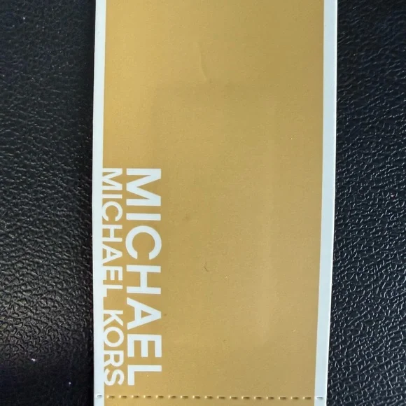 Michael Kors Coral and White Tote Bag - Picture 3 of 13